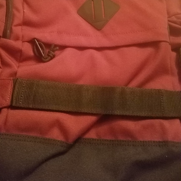 Van's backpack - Picture 2 of 3